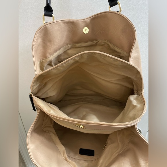 Apt. 9 Shoulder Bag - Picture 4 of 11